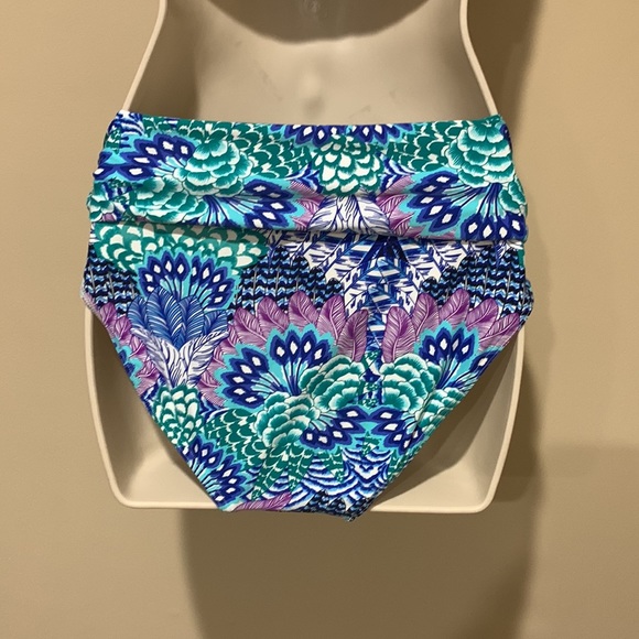 Bra Sz D/DD Bond-Eye Australia swim set - Picture 10 of 15